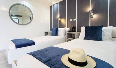 Galapagos Horizon Luxury Yacht 8 Days — 5