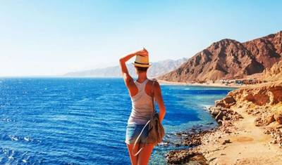 Snorkeling de Dia Inteiro na Ilha Paraíso Saindo de Hurghada — 2
