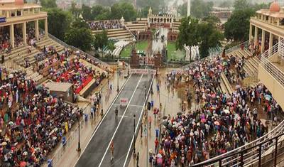 Body, Mind & Soul - Golden Triangle with Varanasi & Amritsar — 2