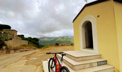 ネブロディ自転車旅行 — 2