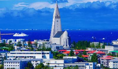 Customized 5 Days Private Iceland Tour with Golden Circle — 5