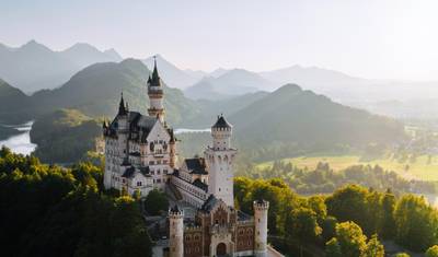 Fall/Spring 5-Country Alpine Tour in a Porsche: Pre-set sat-nav guided — 4