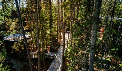 Modern Cabin Getaway in Whitehorse from Vancouver — 2