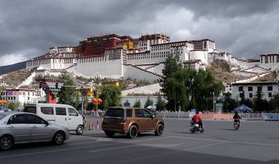 Lhasa to Kathmandu Tour via EBC — 2