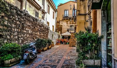10 Days Palermo, Etna, Taormina, Agrigento and Syracuse. — 4