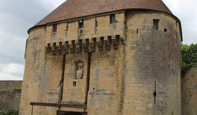 15 Days in Paris, Caen, Rocamadour and Burdeaux. — 2