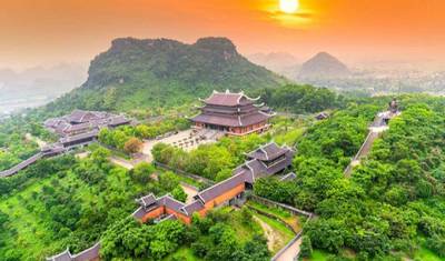 هانوي - Ninh Binh، Bai Dinh Pagoda، Trang An و Mua Cave يوم واحد بحافلة ليموزين — 2