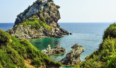 5 Days in Skiathos and Skopelos. — 2