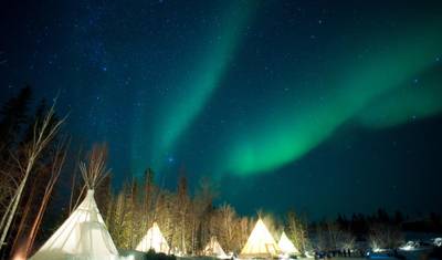 Yellowknife والأضواء الشمالية — 3