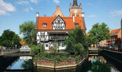 The Polish Compass: From Royal Gates to Baltic Shores — 5