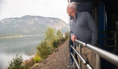 6-dniowy wypoczynek w Górach Skalistych z Calgary z pociągiem Rocky Mountaineer Deluxe — limitowana darmowa przepustka na przygodę w Columbia Icefield — 4