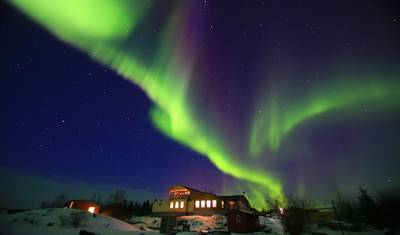 جولة الخريف لمدة 8 أيام في Yellowknife لمشاهدة الشفق القطبي وجبال روكي الكندية | استكشف الشفق القطبي ومنتزهات بانف وجاسبر الوطنية — 3