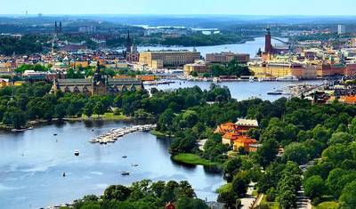 4 Day Stockholm including Wildlife Safari, Hike in Nature Reserve & Kayak Boat Tour — 5