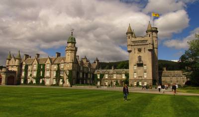 Scotland: Land of Lore & Legend featuring the Royal Edinburgh Military Tattoo (Glasgow to Edinburgh) — 5