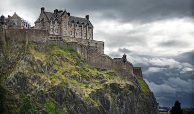مسار Outlander التلفزيوني - 4 أيام — 2