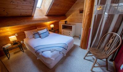 Wellness Retreat at the Foot of Kluane National Park from Vancouver — 4