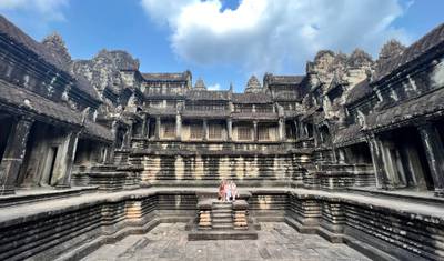 Angkor Wat Sunrise Bike Tour With Lunch Included — 5