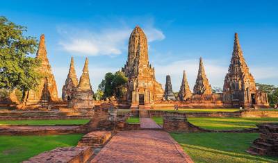 Bangkok i Centralna Tajlandia w Stylu – Baseny bez krawędzi, Luksusowa Kabina nad Rzeką Kwai i Luksusowy Resort Plażowy — 4