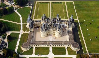 Mont Saint-Michel i zamki Doliny Loary: 2-dniowa przygoda z przewodnikiem z Paryża z odbiorem z hotelu — 2