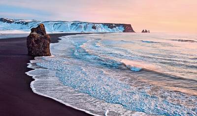 Icelandic natural elements and play of light — 2