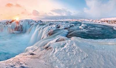 Icelandic natural elements and play of light — 5