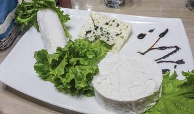 Gorące miejsca pod palmami — 2
