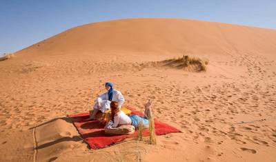 جولة المغرب الخاصة لمدة 5 أيام من مراكش إلى مخيم صحراء الفخامة Erg Chebbi — 5