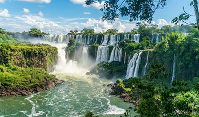 5 Days Iguazú Falls and Asunción — 2