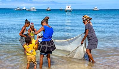 Customized 8 Days Madagascar Fully Guided Family Tour with Whale (Private) — 4