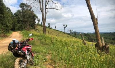 Excursão de Motocicleta Aventureira no Laos: Explorando Montanhas Místicas de Luang Prabang a Vang Vieng — 5