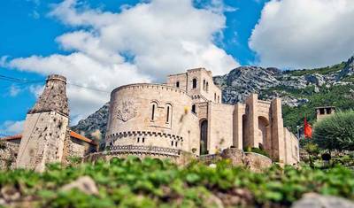 Excursão Privada de Um Dia a Kruja e à Gruta Sagrada de Sari Salltik — 2