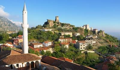 Excursão Privada de Um Dia a Kruja e à Gruta Sagrada de Sari Salltik — 4