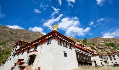 Beijing, Xiâ€™an, Lhasa & Shanghai (4-5 Star) - 13 days — 5