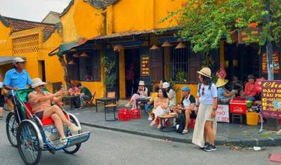 Wycieczka po mieście Hoi An - Rejs łodzią - Wypuszczanie lampionów kwiatowych (Opcjonalnie: jedzenie uliczne) | Hoi An, Wietnam — 3