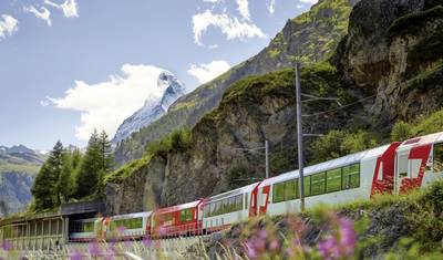 Glacier Express a La Carte - Zermatt - St. Moritz - Zermatt — 2