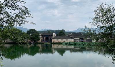 壮麗な中国15日間：上海、張家界、望仙谷、景徳鎮、黄山、神仙居など — 2