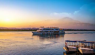 Legendary Egypt and the Sea — 2