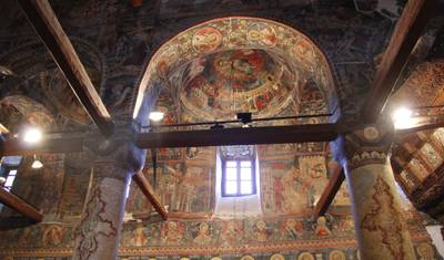 Albania’s Gems: Authentic Gjirokastra and Scenic Përmet — 4