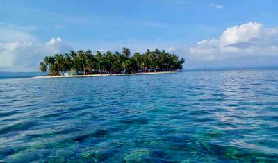 2-Day San Blas Getaway: Shared Thatch Cabin on Isla Asserya — 2