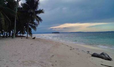 2-Day San Blas Getaway: Shared Thatch Cabin on Isla Asserya — 4