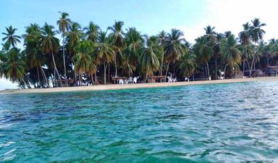 2-Day San Blas Getaway: Shared Thatch Cabin on Isla Asserya — 5