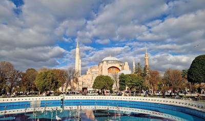 壮麗なるトルコ｜イスタンブール、アンカラ、カッパドキア、パムッカレ、エフェソス、イズミル、トロイ、ほか — 3