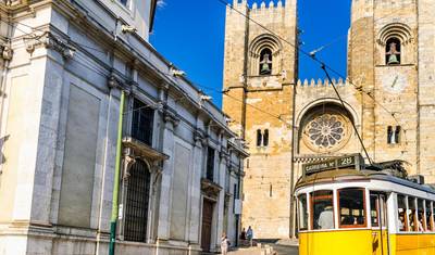 10- Day Tour Lisboa, Coímbra, Évora, Oporto & Madrid — 4
