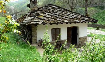 Earthwise Bulgaria tour: by train from Sofia to Bucharest — 5