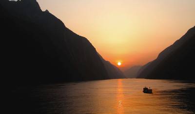 China Essence: Beijing, Xian, Chengdu, Yangtze Cruise, Zhangjiajie and Shanghai 14 Days — 4