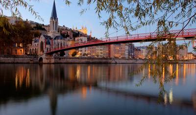 كنوز بورغوندي وبروفانس: الرون وال سون (Lyon - Lyon) — 3
