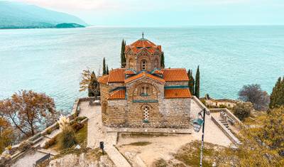 De Tirana, Excursão de um dia: Sítio UNESCO Lago Ohrid e Mosteiro de São Naum — 3
