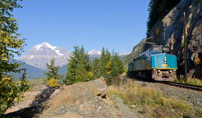 Excursão de 7 Dias pelas Montanhas Rochosas Canadenses de Calgary | Experiência de Ônibus e Trem VIA Rail para Vancouver — 4