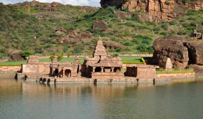 Tour Privado de 12 Dias pelos Templos e Património do Sul da Índia a partir de Bangalore: Hampi, Mysore, Safari de Vida Selvagem e Praia de Goa — 3