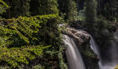 Calandula Falls Tour: Explore Angola’s Natural Wonder & Black Rocks — 3